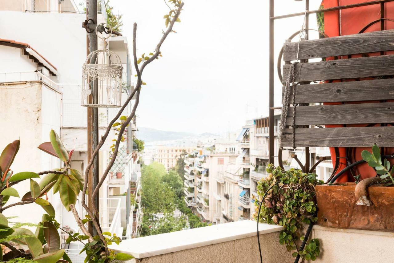 Stylish Flat With Veranda In The Heart Of Athens Atenas Exterior foto