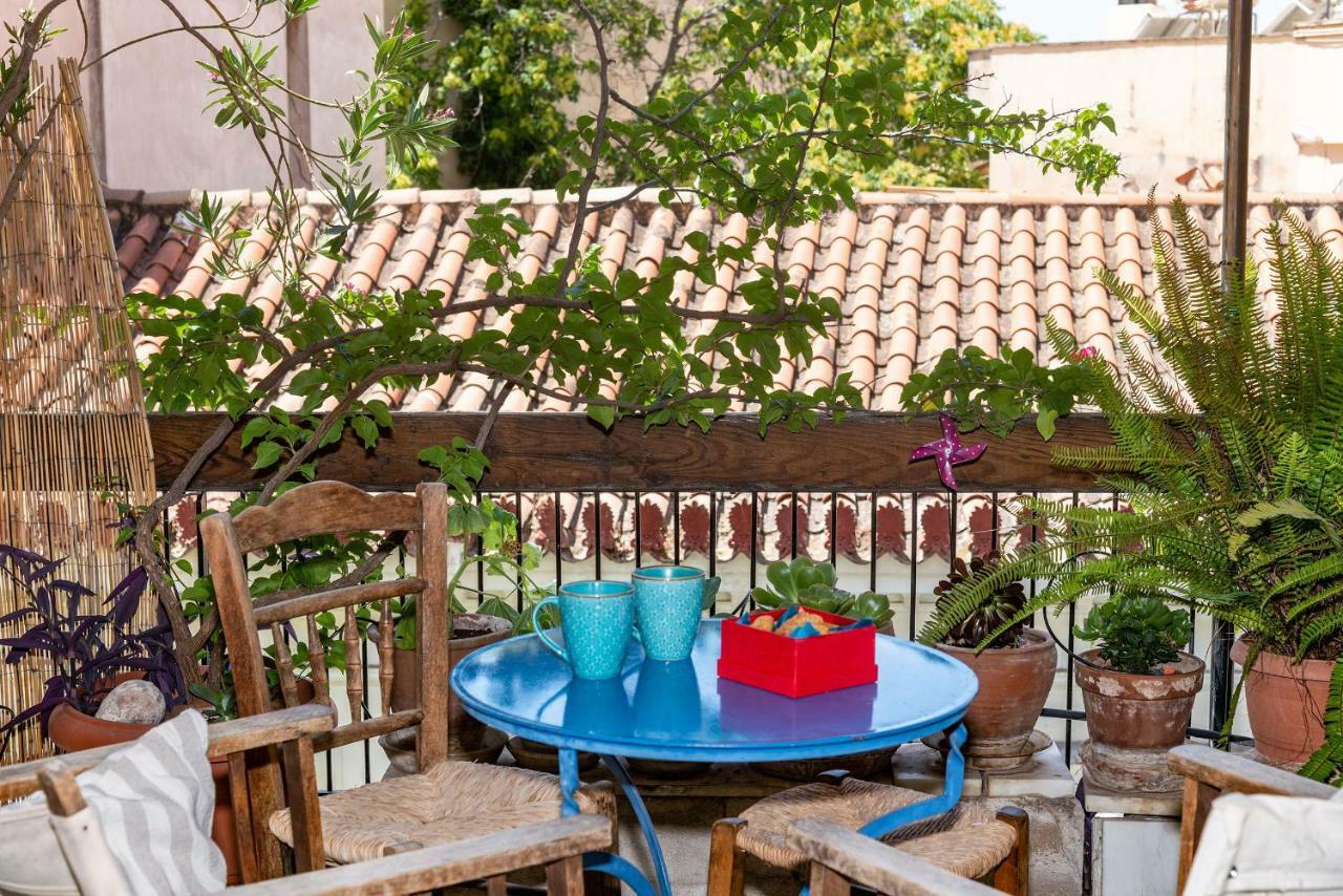 Stylish Flat With Veranda In The Heart Of Athens Atenas Exterior foto