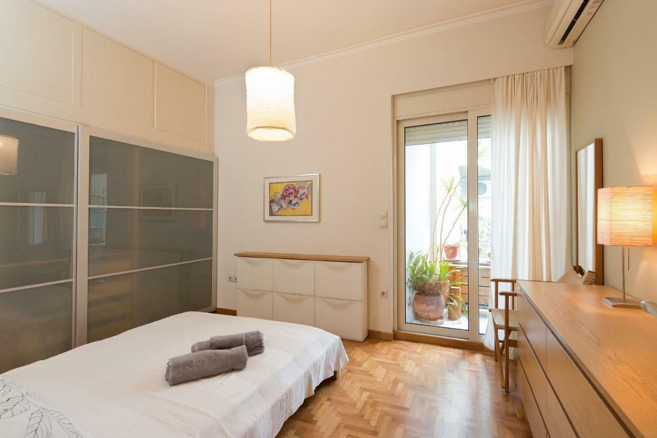 Stylish Flat With Veranda In The Heart Of Athens Atenas Exterior foto