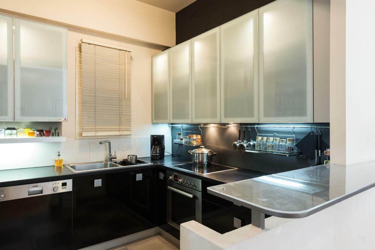 Stylish Flat With Veranda In The Heart Of Athens Atenas Exterior foto