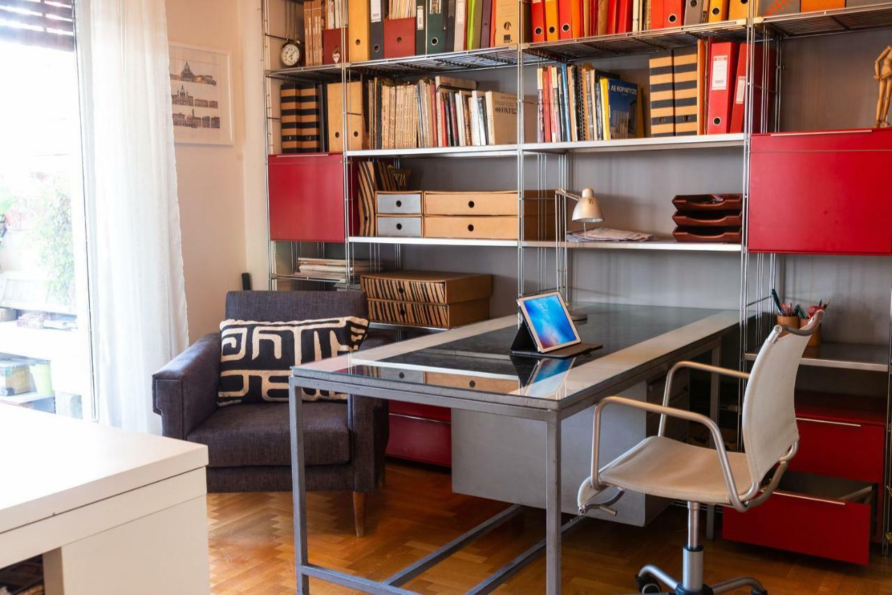 Stylish Flat With Veranda In The Heart Of Athens Atenas Exterior foto
